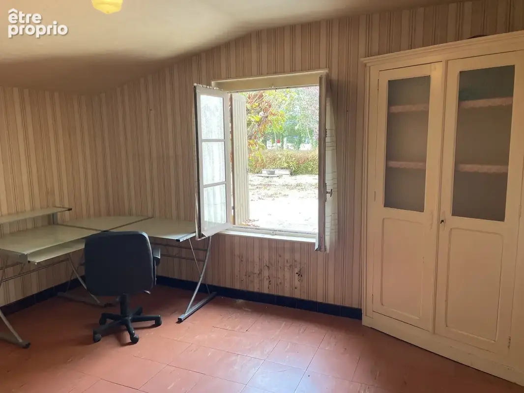 Maison a rénover  entre NIORT et MAUZE SUR LE MIGNON 100m2 environ avec jardin - photo 9