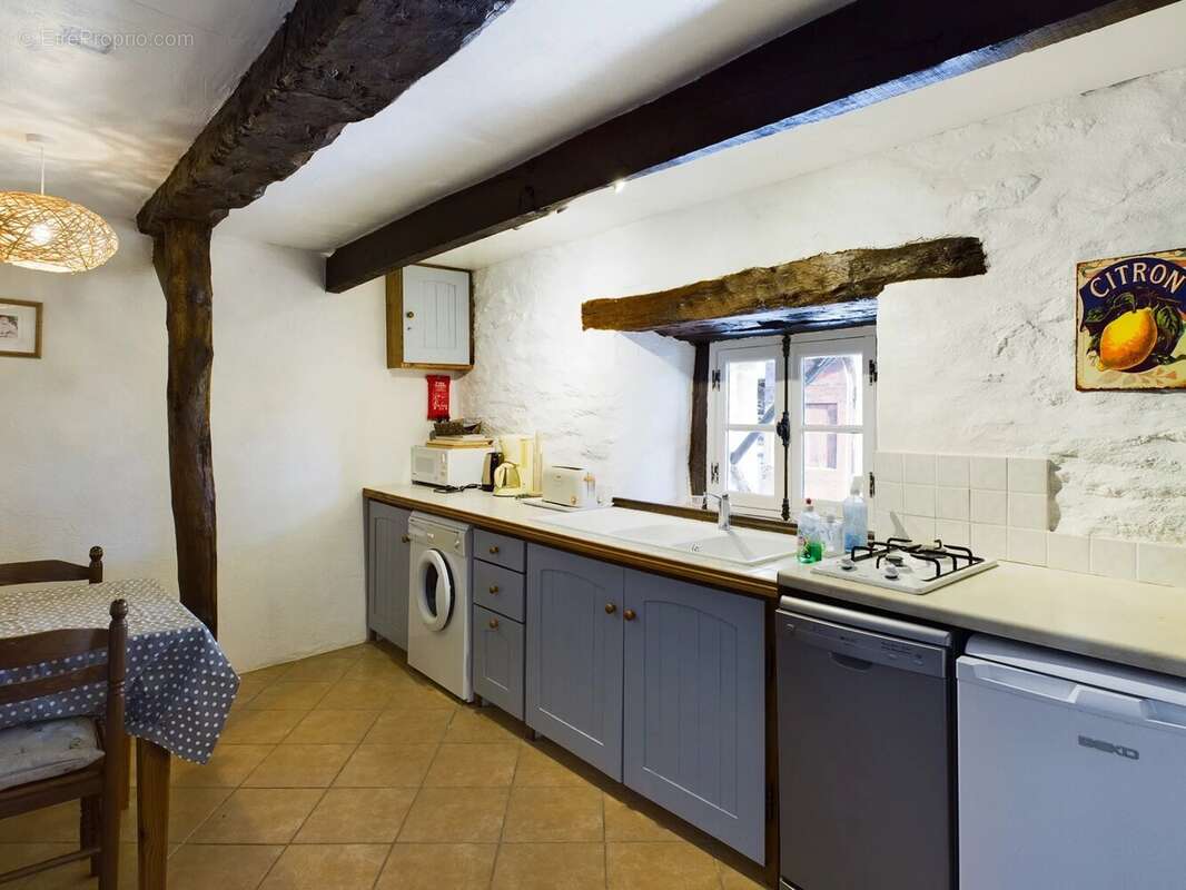 Maison à MONTIRAT