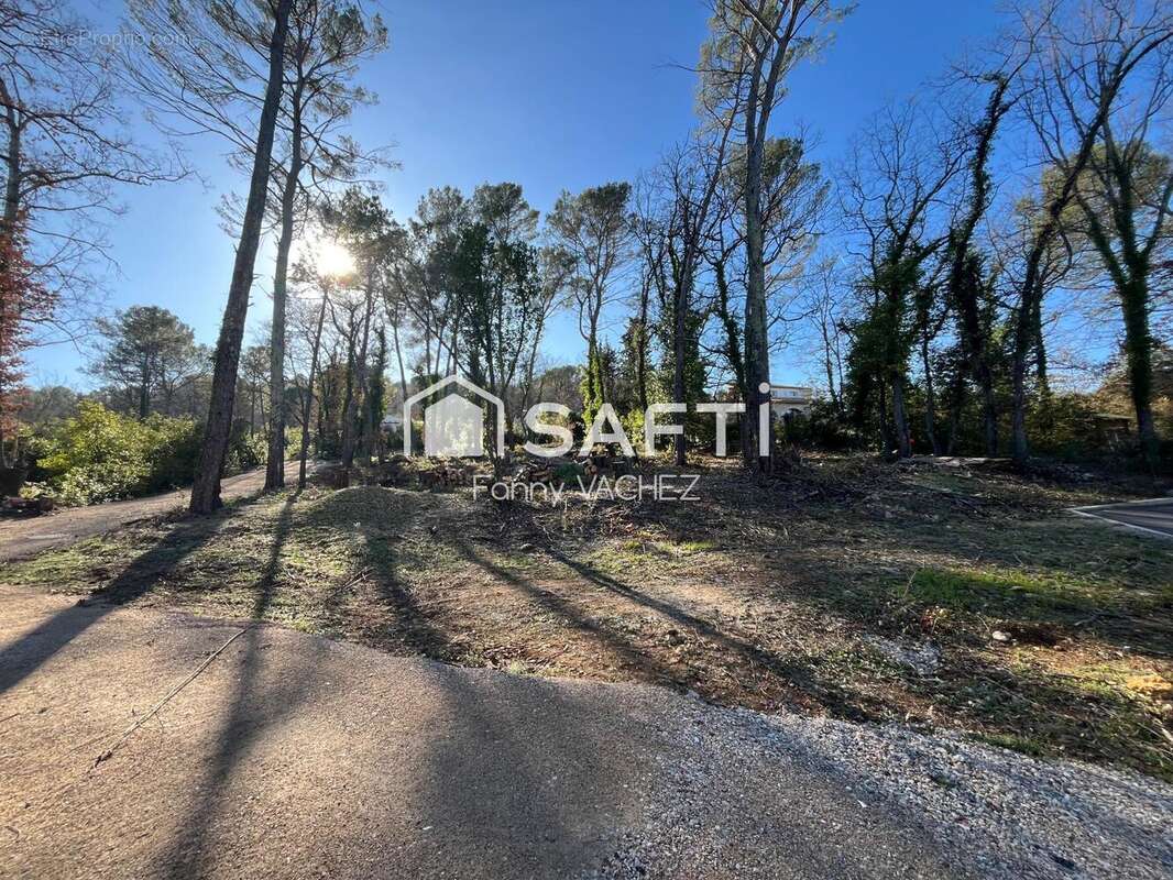 Photo 2 - Terrain à TOURRETTES