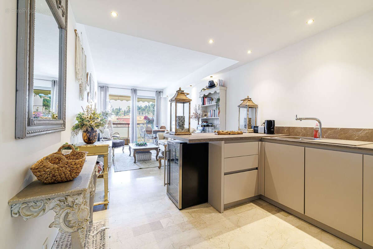 Appartement à BEAULIEU-SUR-MER