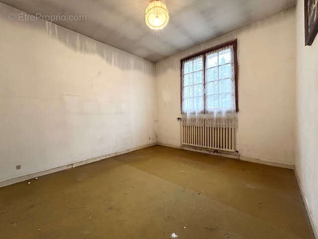 Maison à MONTLHERY