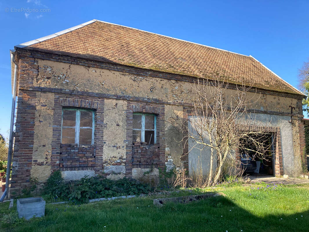 Maison à AIX-EN-OTHE