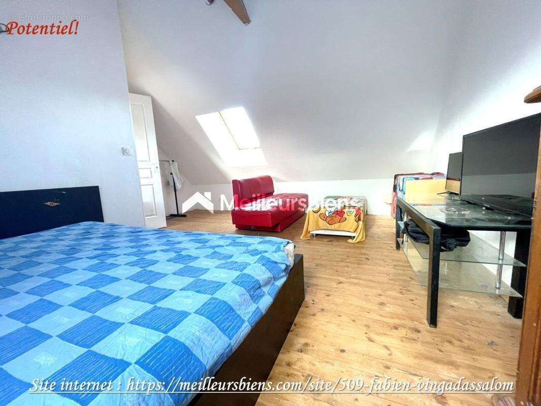 Maison à TREGONNEAU