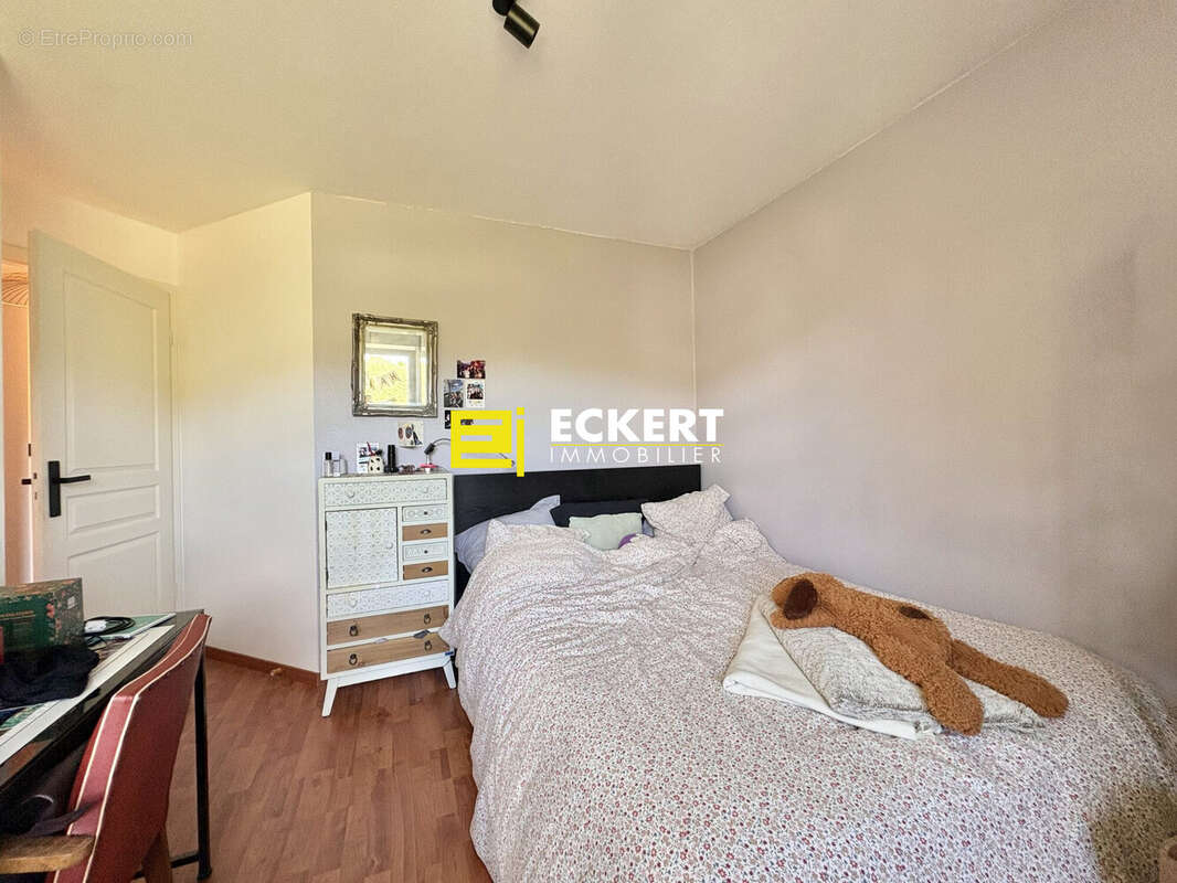 Appartement 86 m² à Soultz-Les-Bains  - photo 8