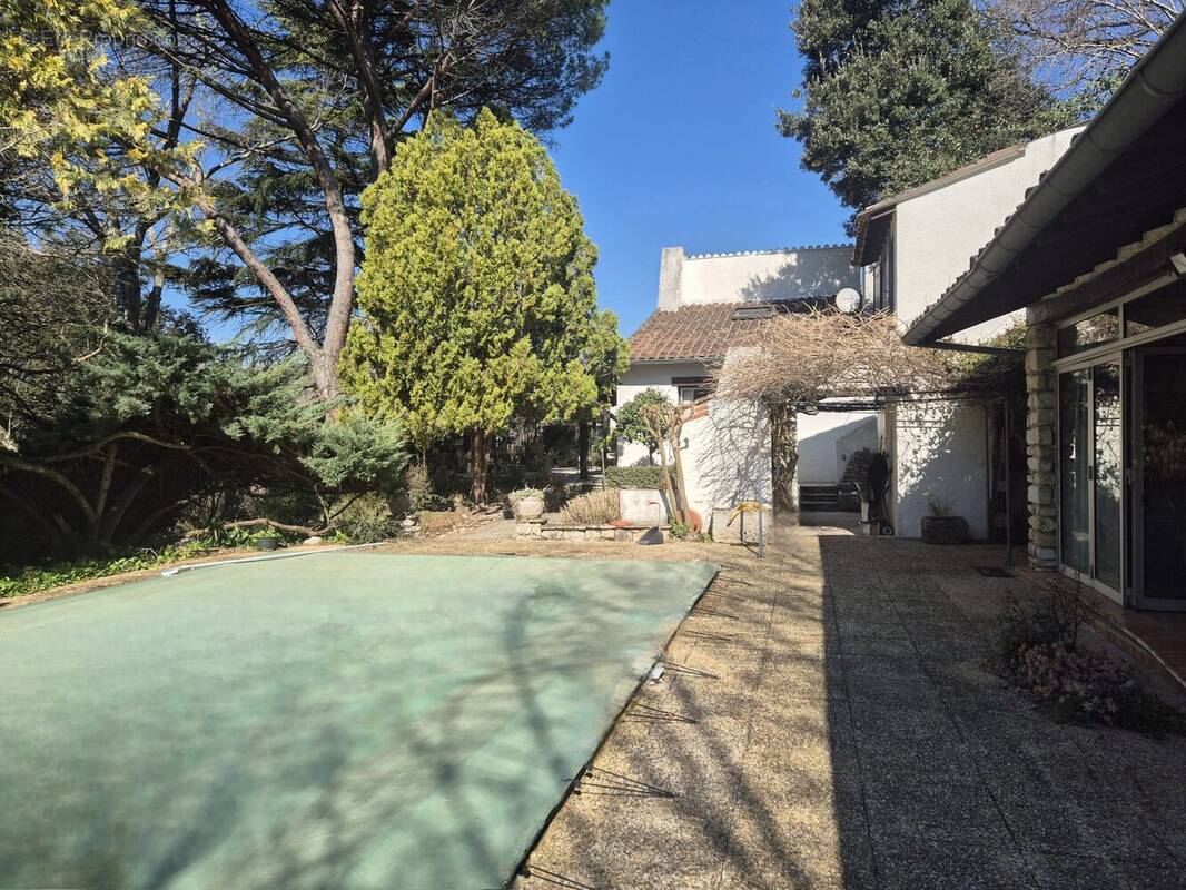 Maison à LESCURE-D&#039;ALBIGEOIS