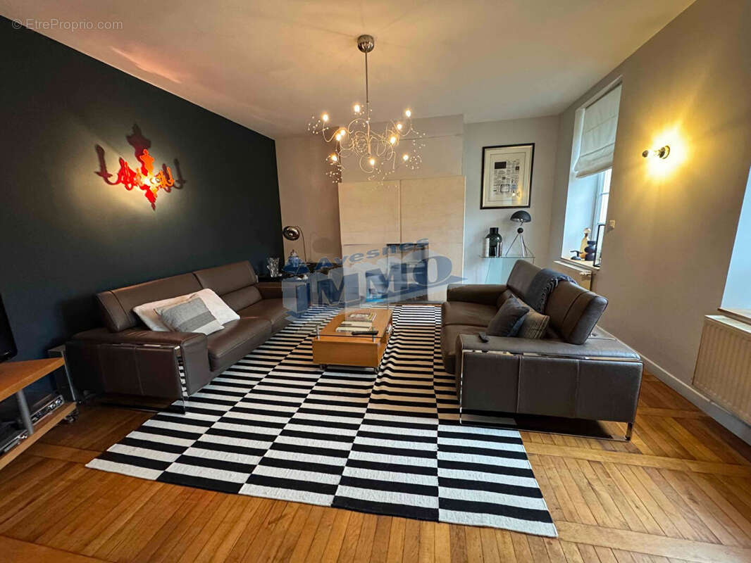 Maison en pierres avec dépendances Secteur d'Acq - photo 4