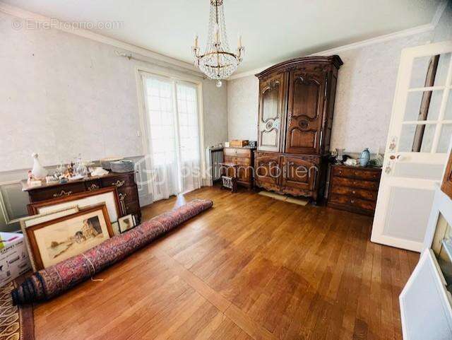 Maison à ARPAJON