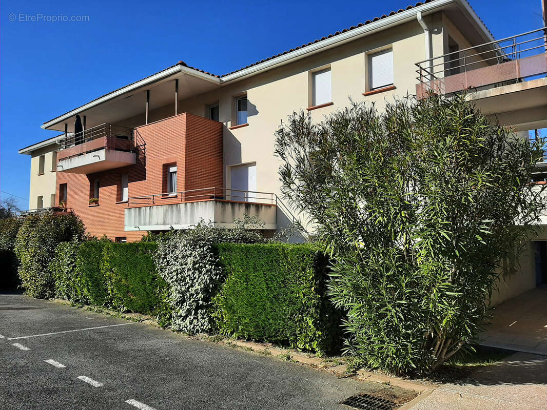 EXCLUSIVITE A POMPERTUZAT- Bel appartement T3 en dernier étage - photo 15