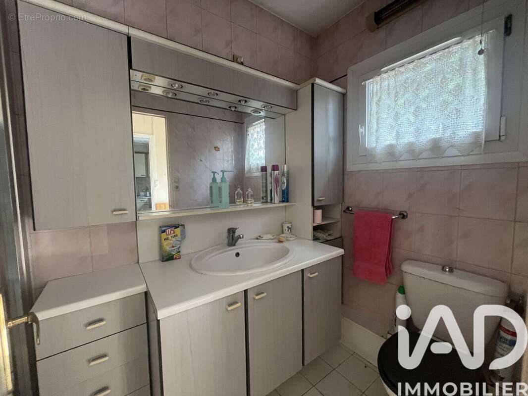 Maison 95 m² à Pessac  - photo 7