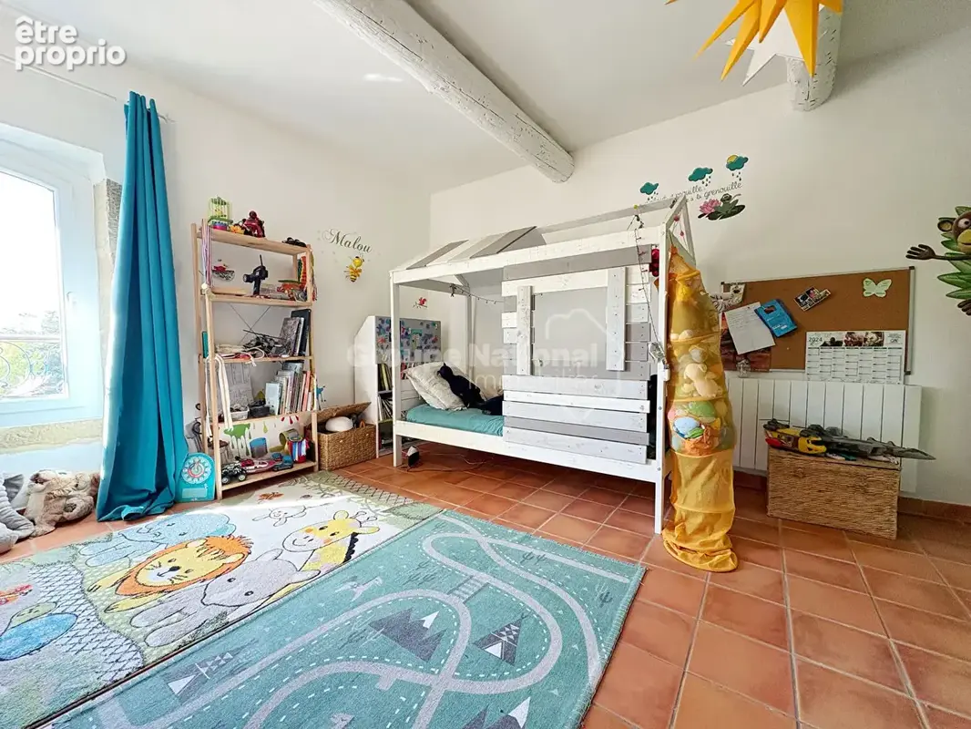 Maison de ville - 161 m²  - Coeur du village d'Eyguières - photo 7
