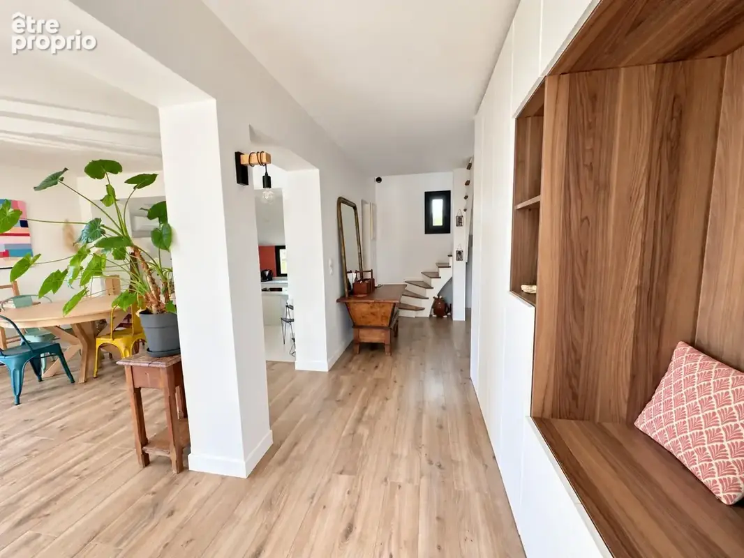 Maison F5 145 m² Saint Clément de rivière - photo 4