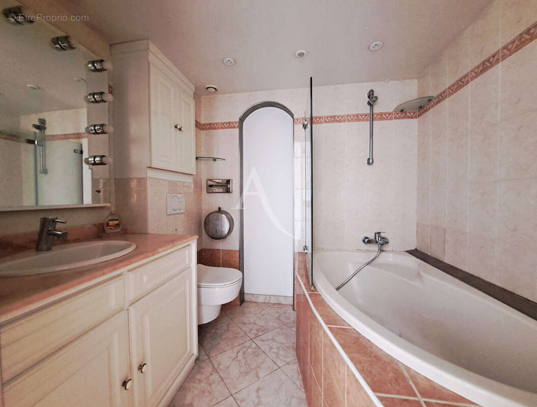 Appartement à CAGNES-SUR-MER