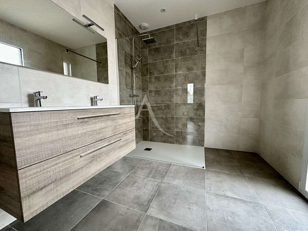 Maison à SAINT-HILAIRE-DE-RIEZ