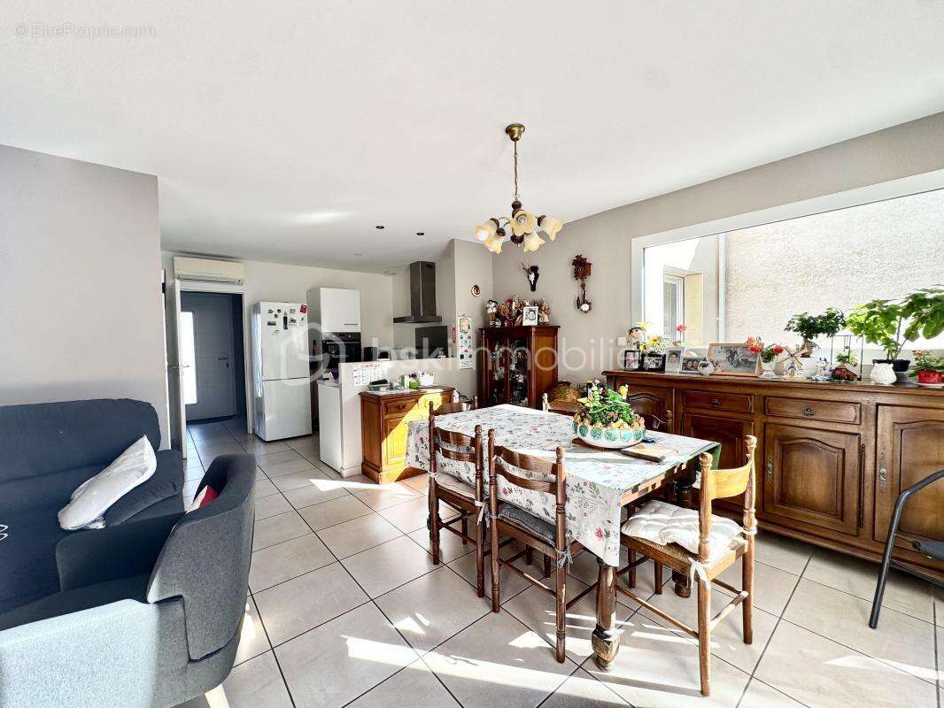 Maison à COLOMBIERS