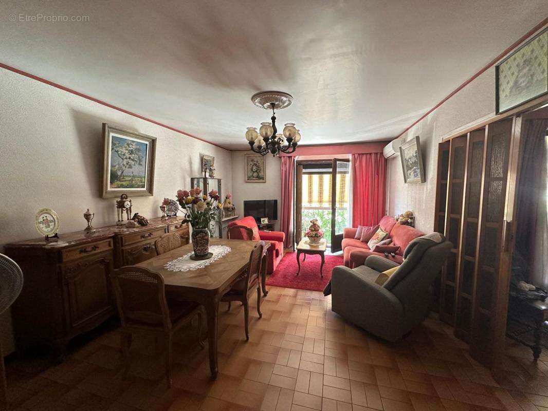 Appartement À Vendre type 66 m² 1er étage avec garage - photo 8