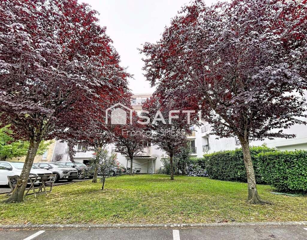 Appartement 64 m² à Bordeaux  - photo 9