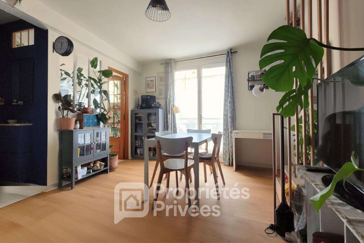 Appartement à ARPAJON