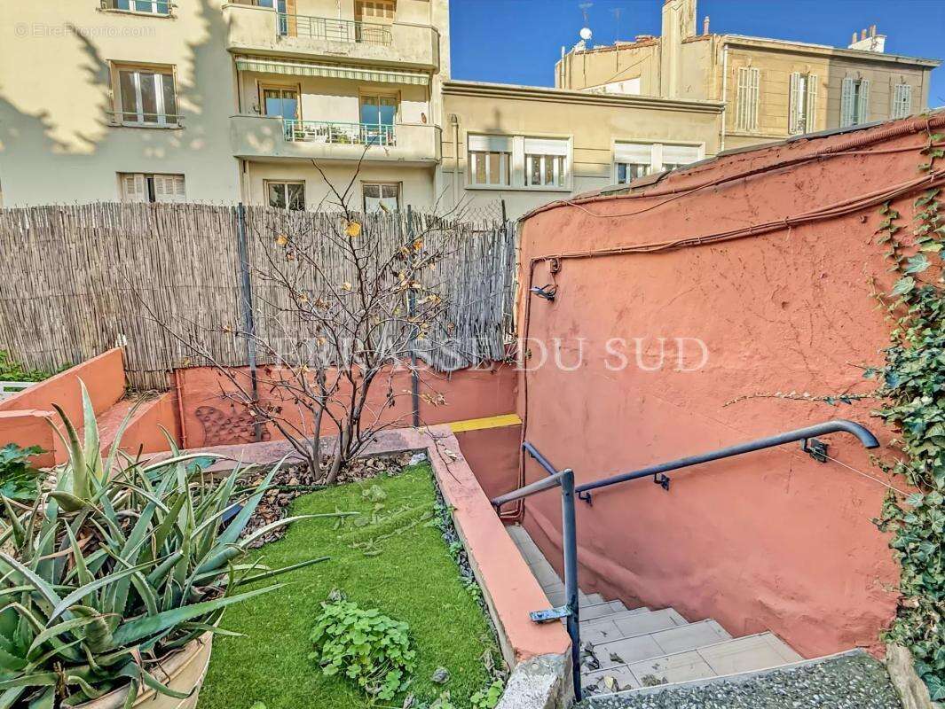 Maison à MARSEILLE-5E