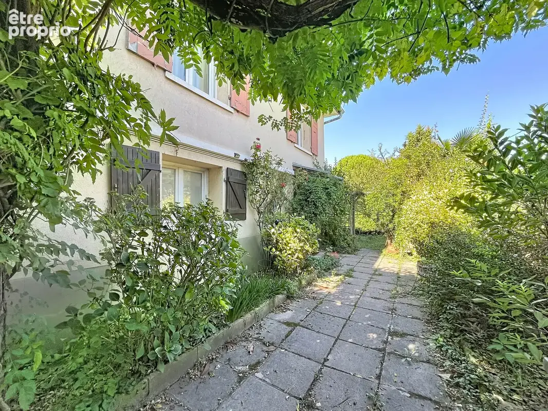 EYBENS   Maison individuelle d’environ 145 m2 avec jardin et garage - photo 14