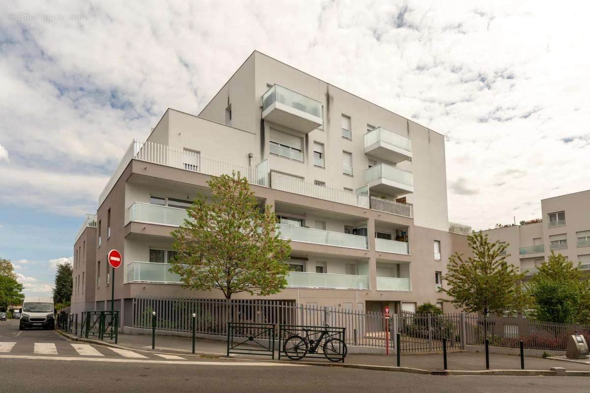 Appartement à BAGNEUX