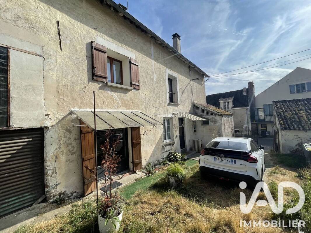 Photo 1 - Maison à REBAIS
