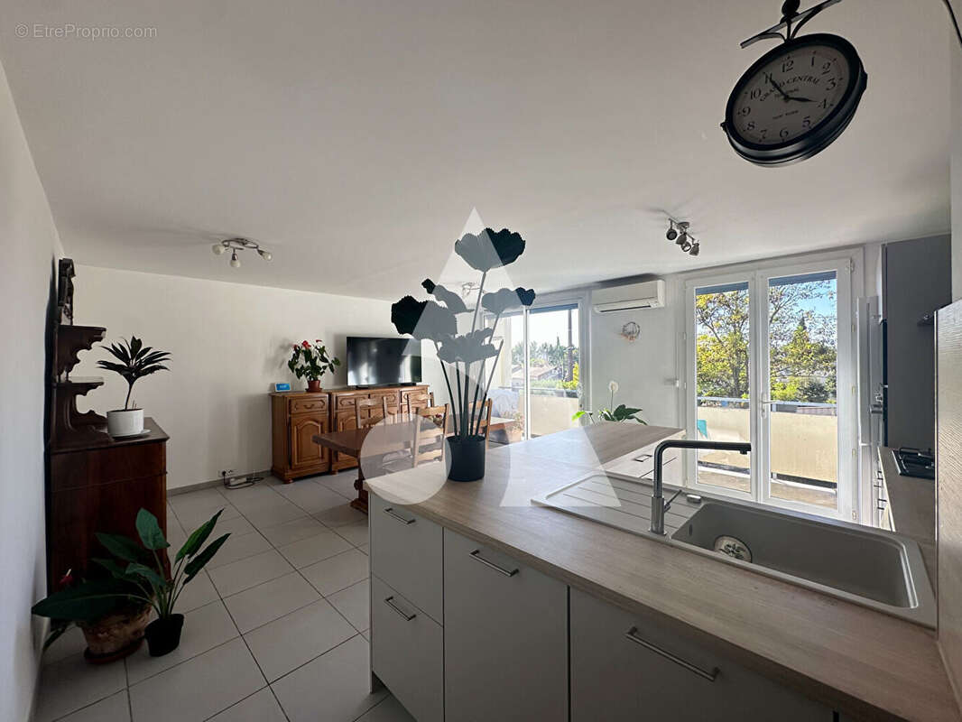 Appartement à PERTUIS