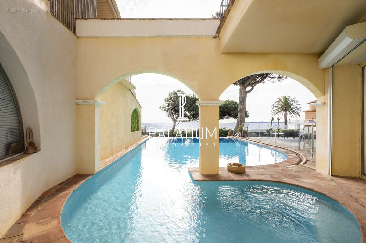 Appartement à FREJUS