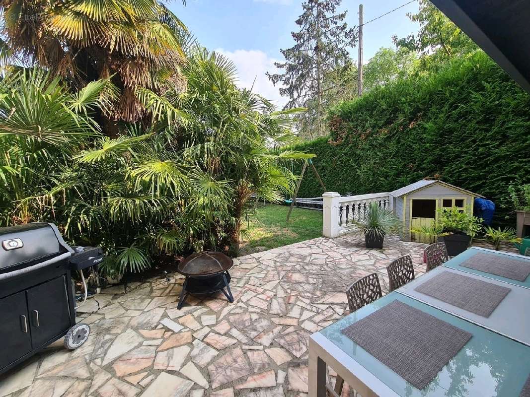 Maison à LIVRY-GARGAN