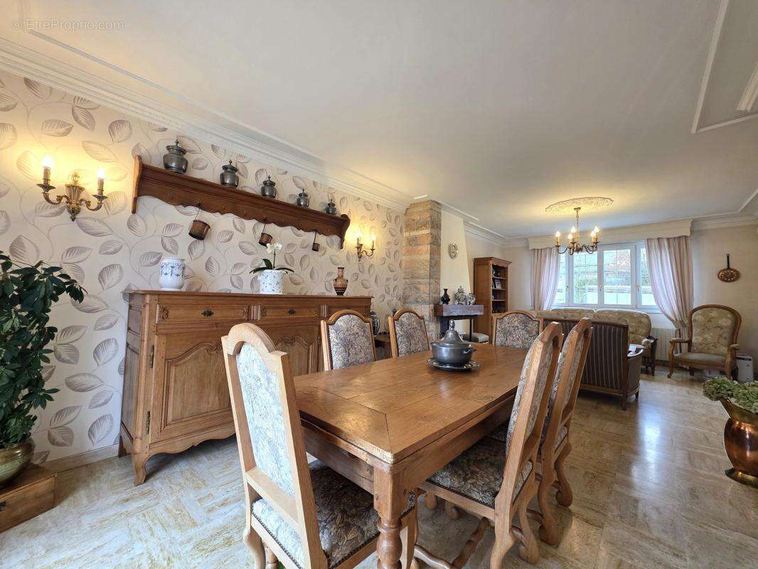 Maison à LE CATEAU-CAMBRESIS