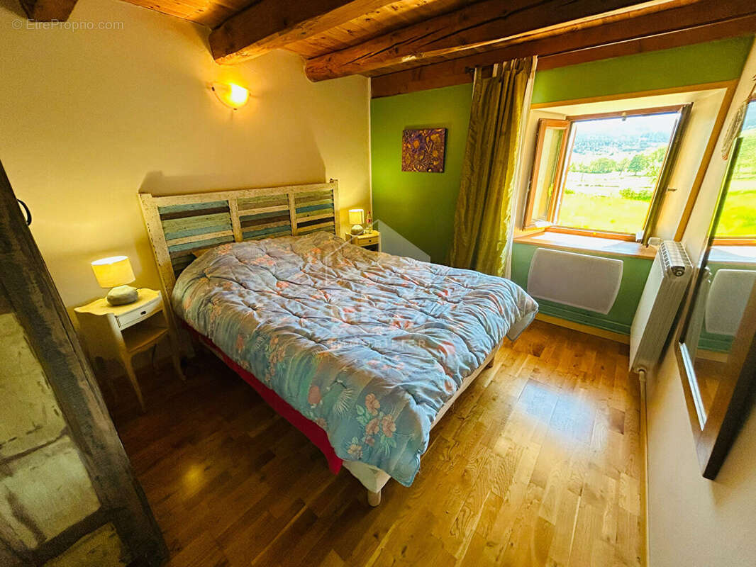 Maison à CHAMPDOR