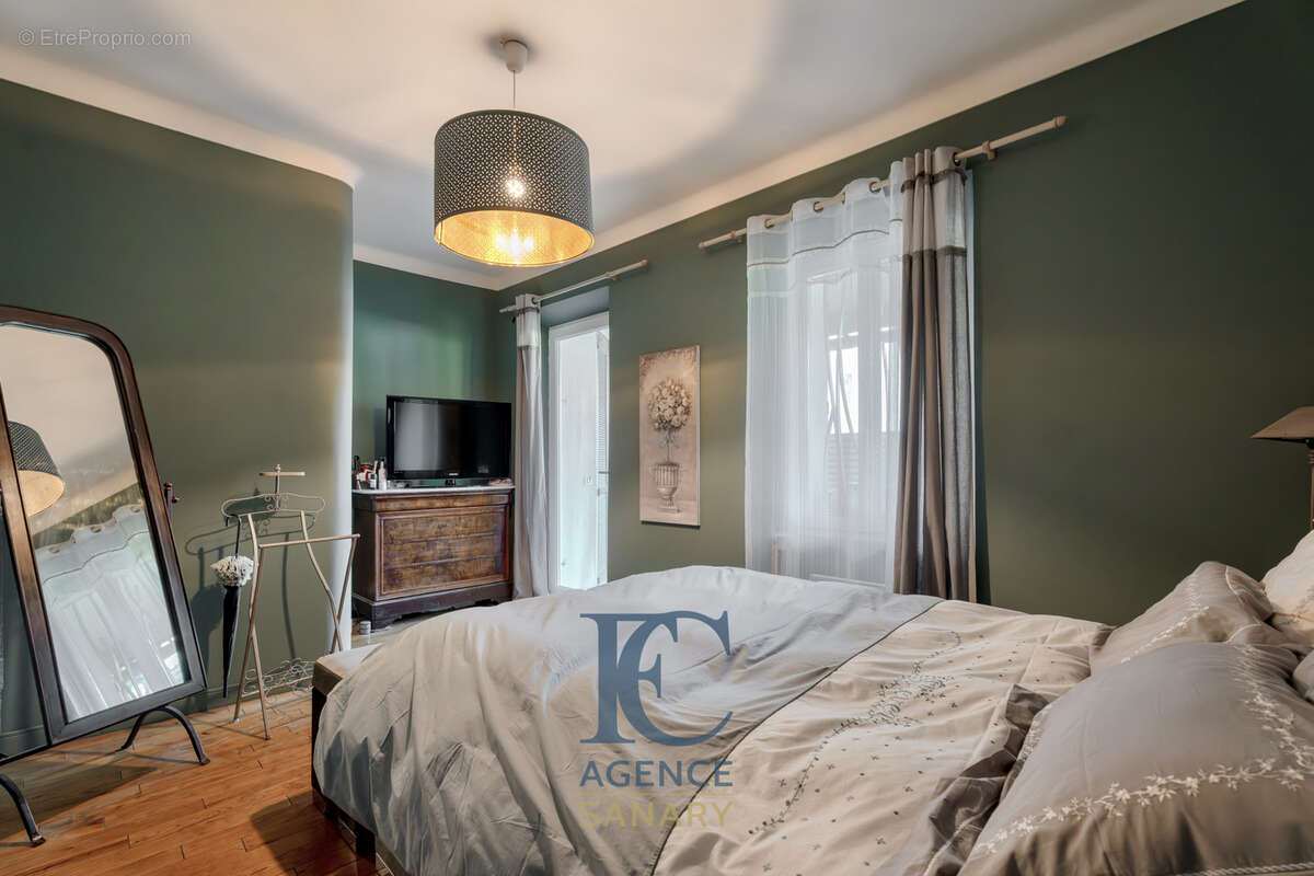 Appartement à OLLIOULES