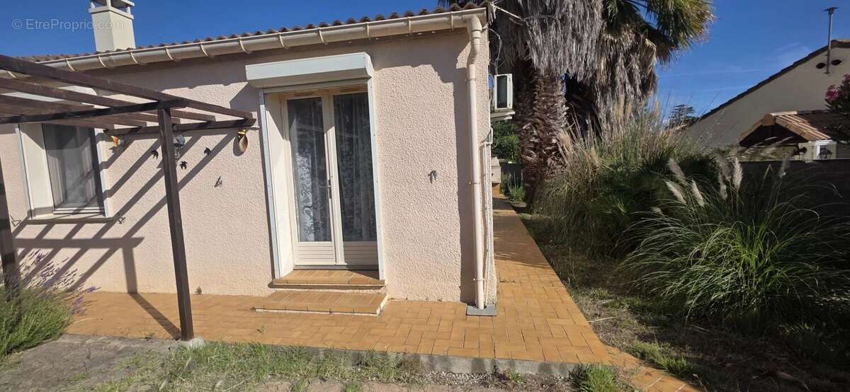 Maison à GINESTAS