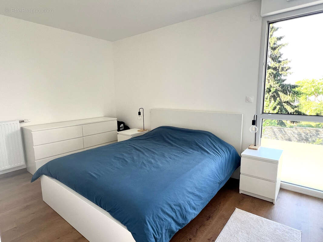 Appartement à LES PONTS-DE-CE
