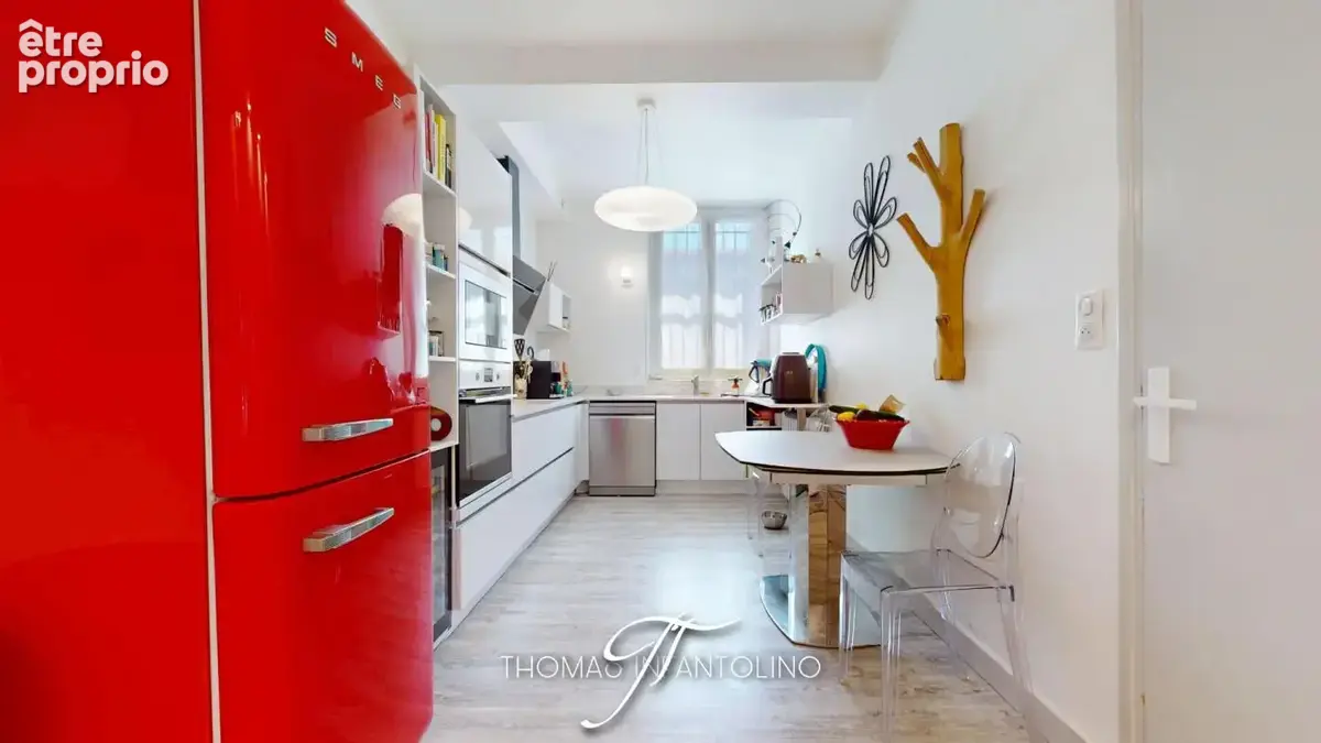 Maison de caractère rénovée avec piscine, garage et grenier aménageable - photo 5