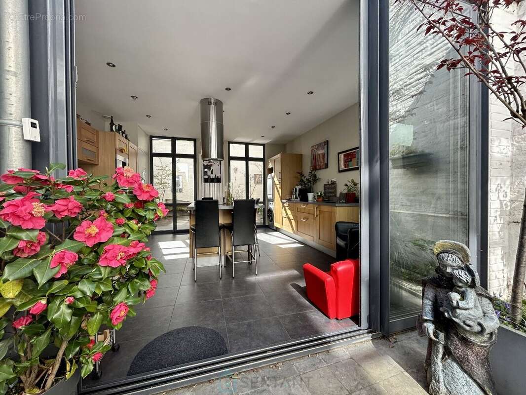 Magnifique Maison Bourgeoise de 213m2 datant 1815. - photo 5