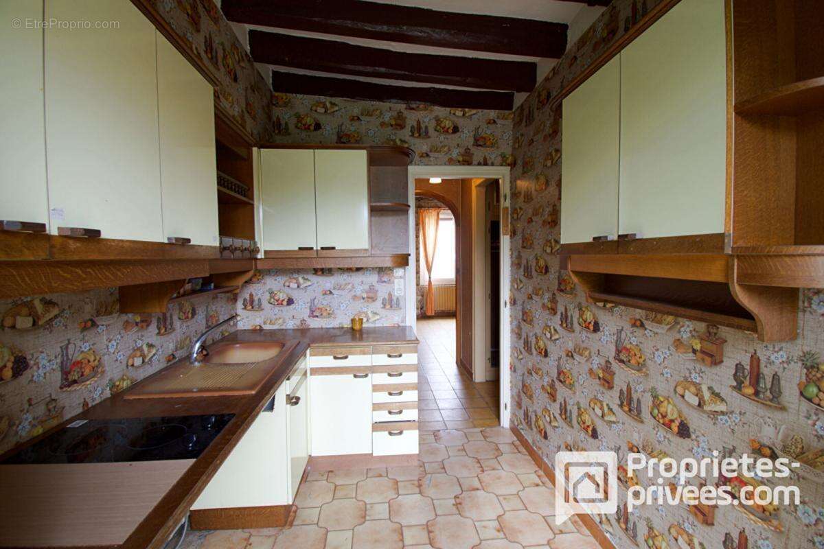 Appartement à MEHUN-SUR-YEVRE