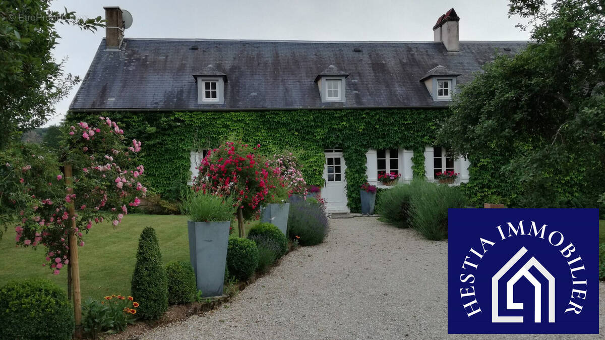 Maison à AVALLON