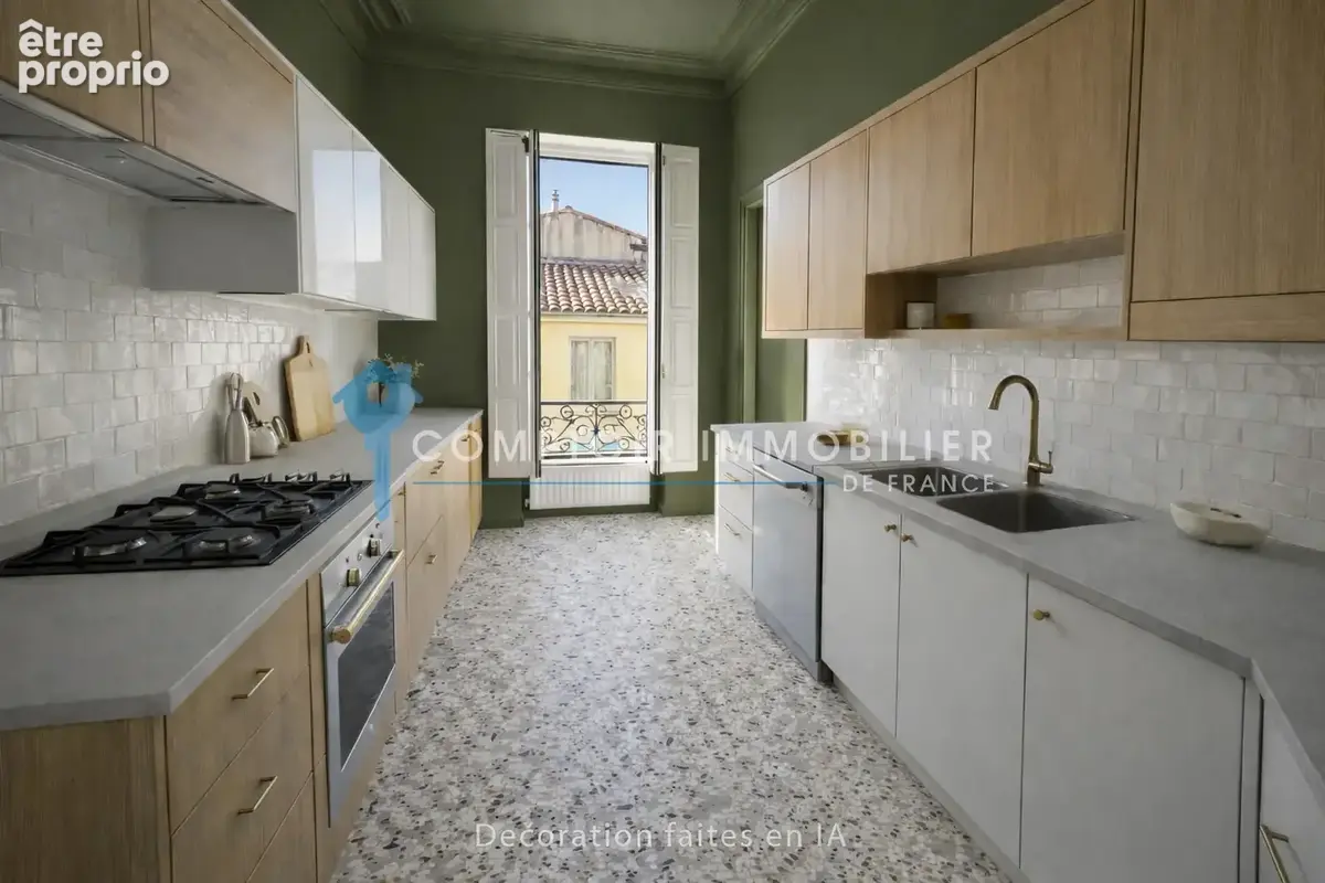 Exclusivité Appartement 144 m2, 3 chambres, grenier + cave - proche arènes - photo 3