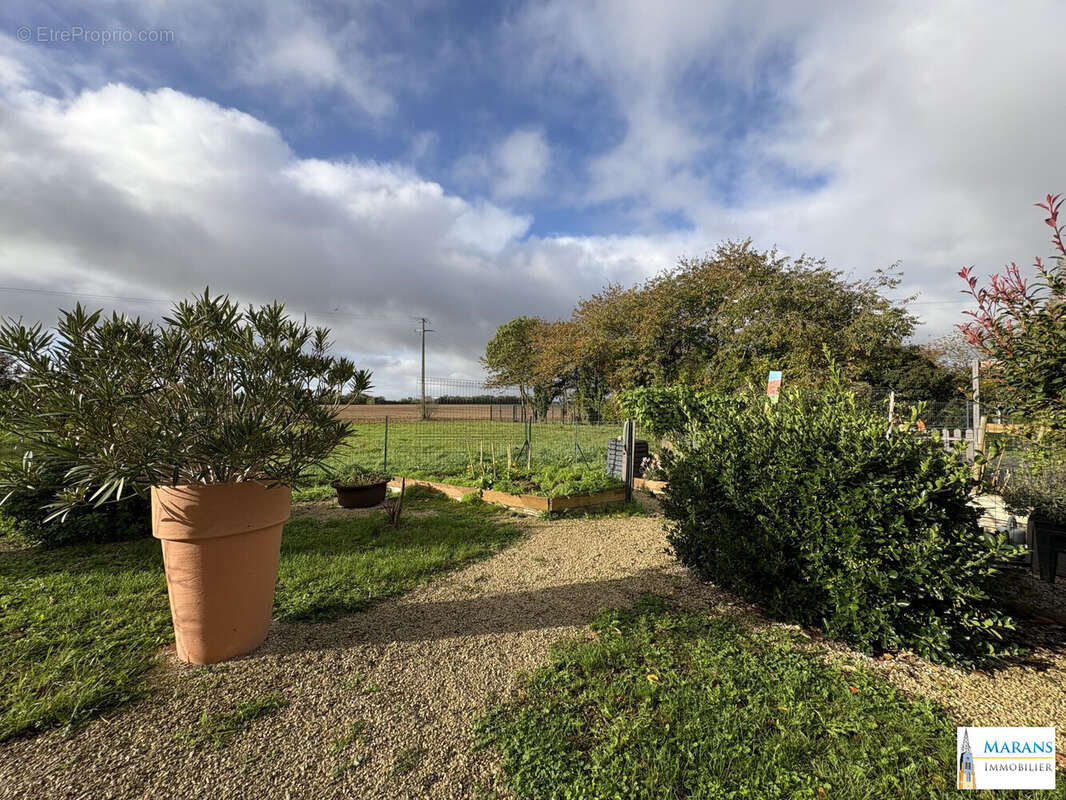 Maison à SAINT-SAUVEUR-D&#039;AUNIS
