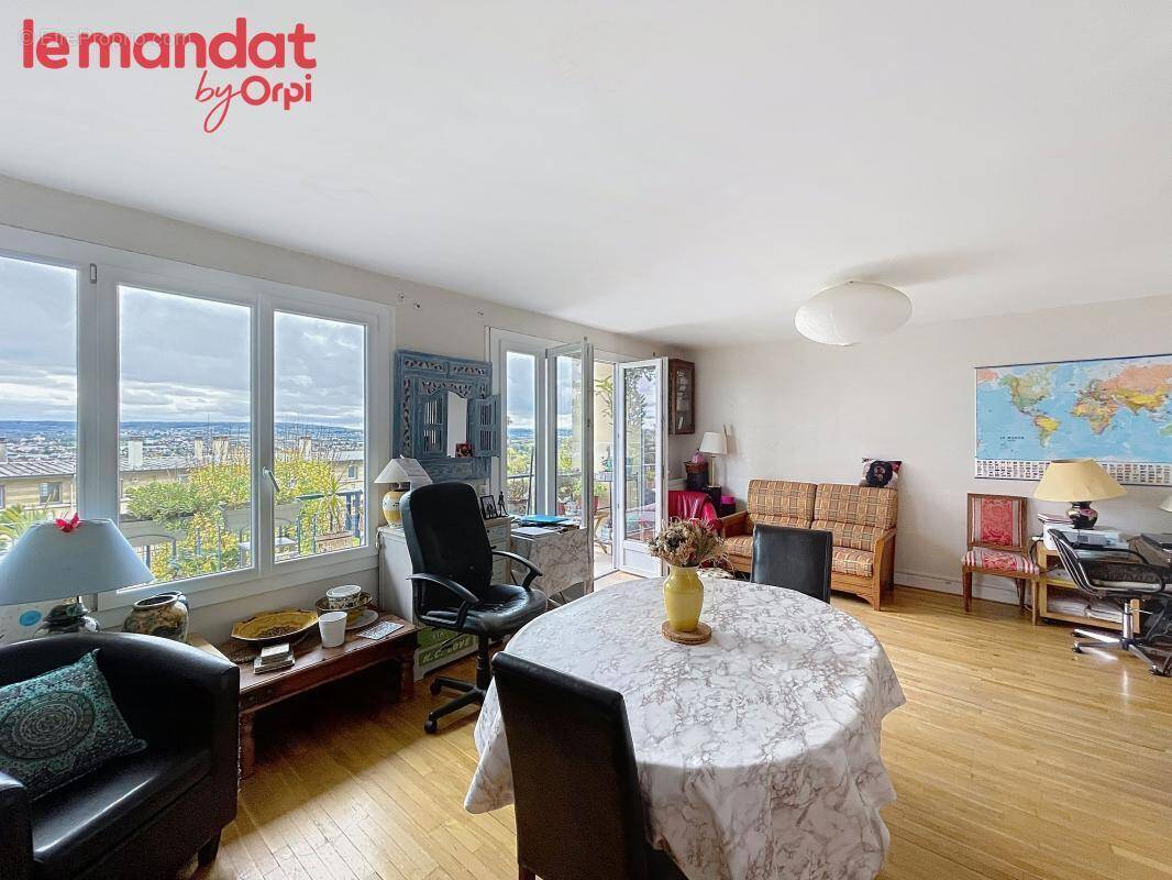 Appartement à MEULAN