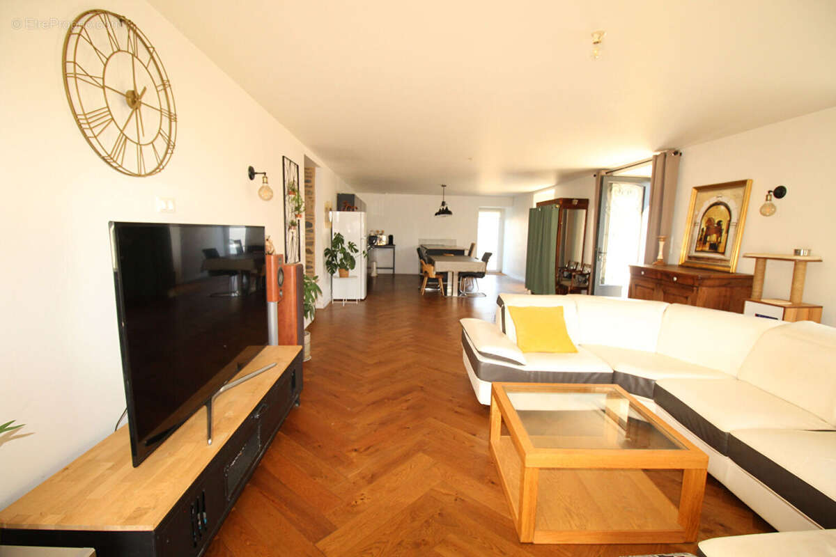 Plourhan, appartement plain pied 4 chambres, 136 m² avec 2 cours et garage - photo 3