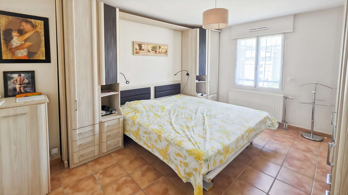 À Draguignan, appartement 5 pièces à vendre + parking privatif - photo 6