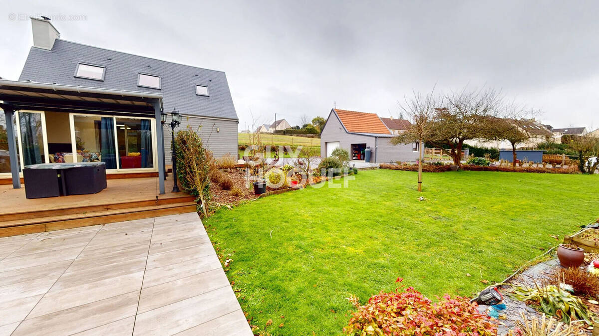 Maison à MARCEY-LES-GREVES