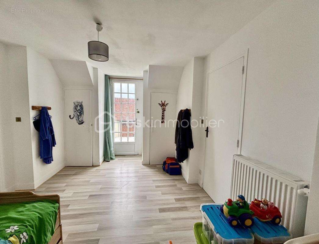 Maison à SAINT-MAURICE-AUX-RICHES-HOMMES