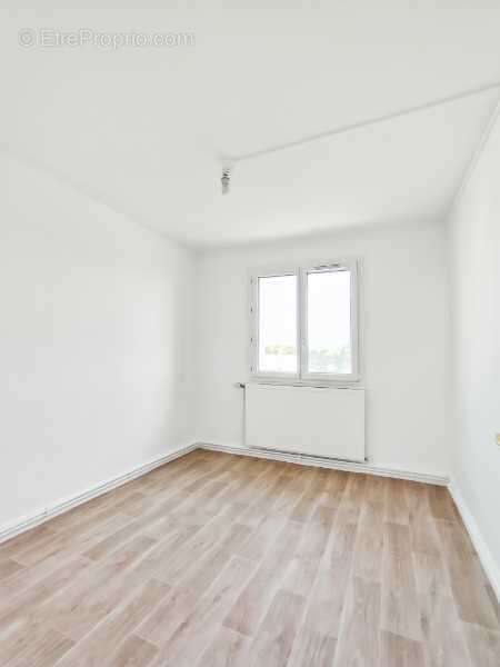 Appartement 75 m² à Bethoncourt  - photo 8