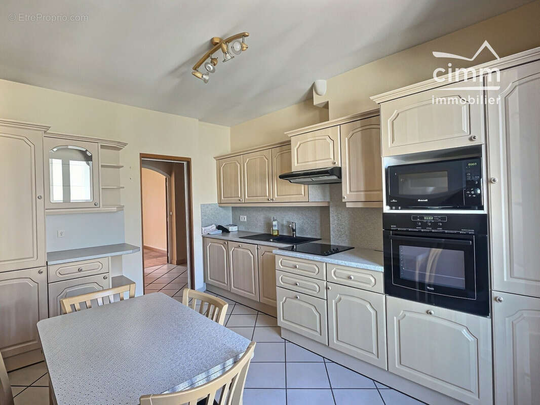 Appartement 82 m² à Grenoble  - photo 2