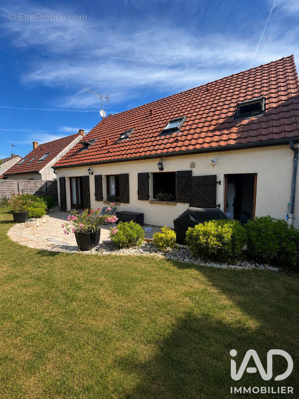 Photo 1 - Maison à DAMMARTIN-EN-GOELE