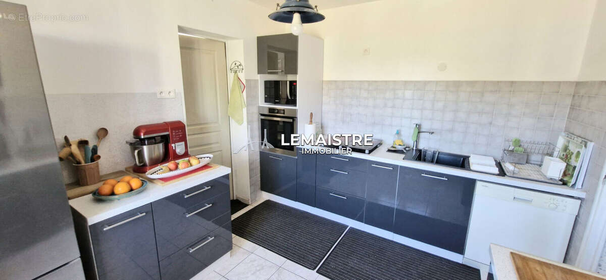 Maison à vendre - Proche Duclair - 168 m² - 5 chambres - Garage 60 m² - Terrain de 1 500 m² - photo 3