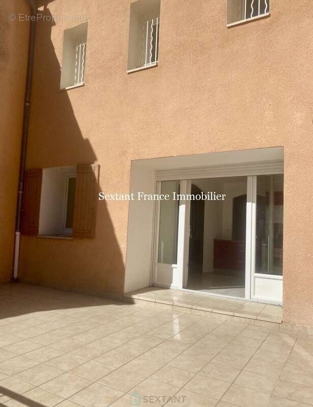 Maison à LES MEES