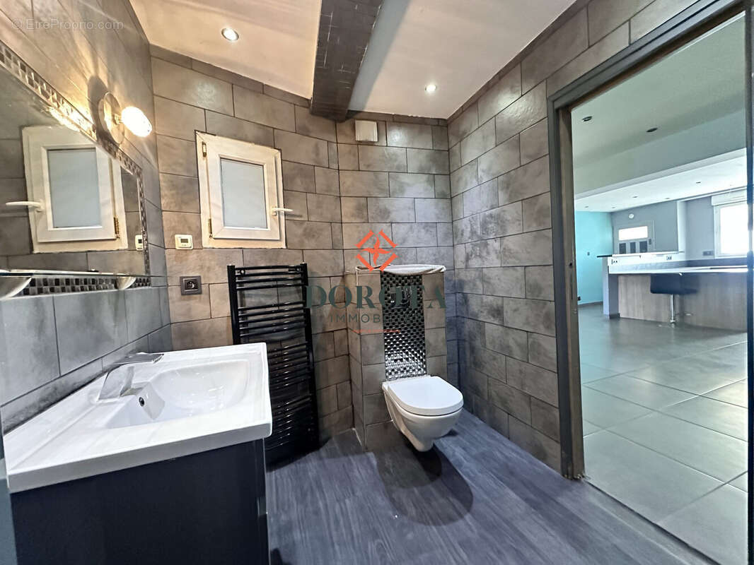 Appartement à ALLEVARD